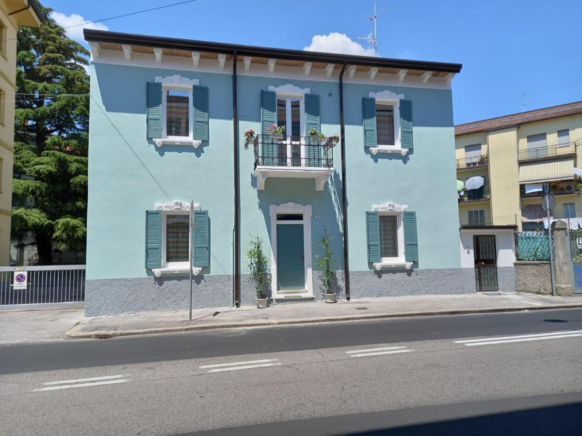 Mercante In Fiera Verona Exterior photo